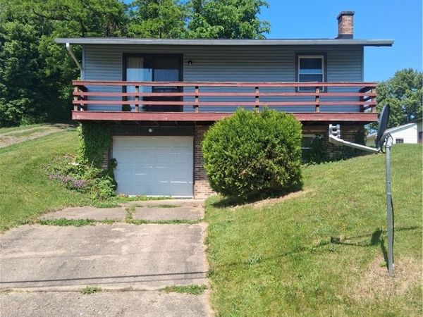 132 W Highland Avenue , Barnesville, OH 43713