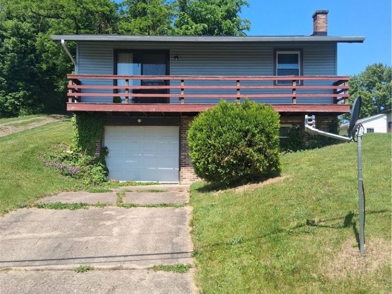 132 W Highland Avenue , Barnesville, OH 43713 Photo 1