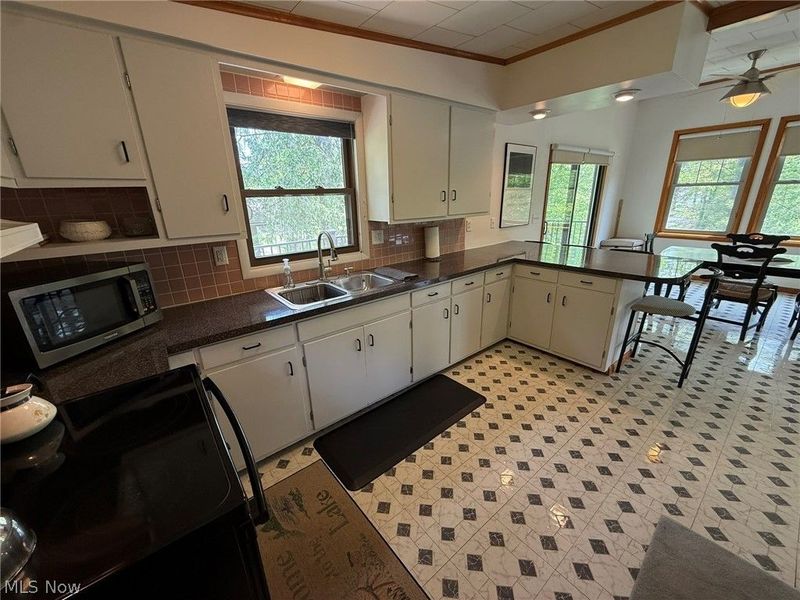 9073 N Shore Drive NE, Mineral City, OH 44656 Photo 16