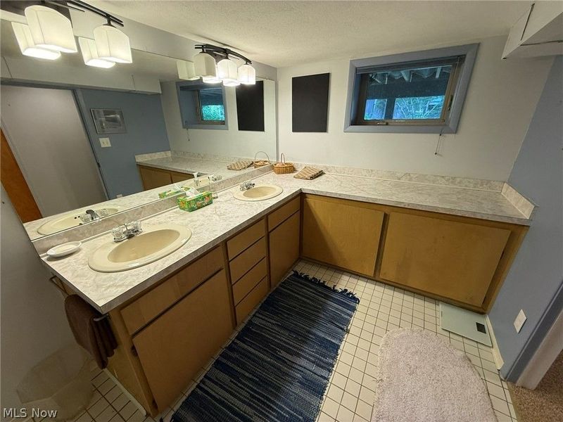 9073 N Shore Drive NE, Mineral City, OH 44656 Photo 33