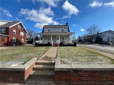 600 N Main Street , North Canton, OH 44720