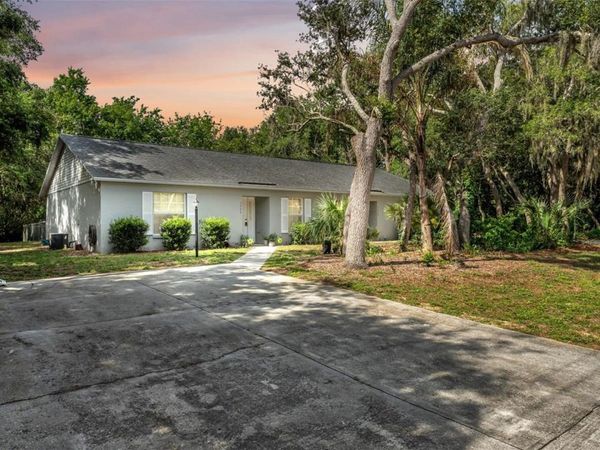 3220 COURTNEY DRIVE , LAKE WALES, FL 33898