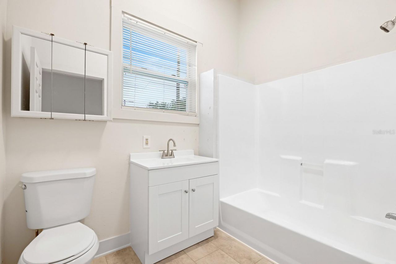 2006 E Columbus Drive, Unit A, Tampa, FL 33605 Photo
