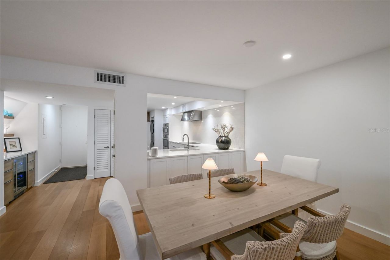 988 Blvd Of The Arts, Unit 1710, Sarasota, FL 34236 Photo