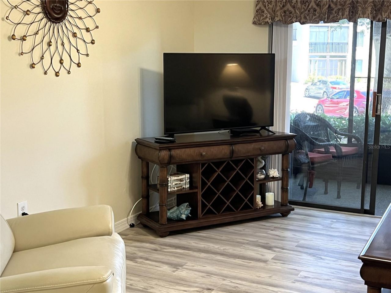2655 Pine Ridge Way N, Unit B1, Palm Harbor, FL 34684 Photo