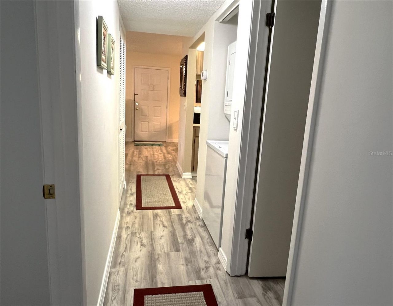 2655 Pine Ridge Way N, Unit B1, Palm Harbor, FL 34684 Photo