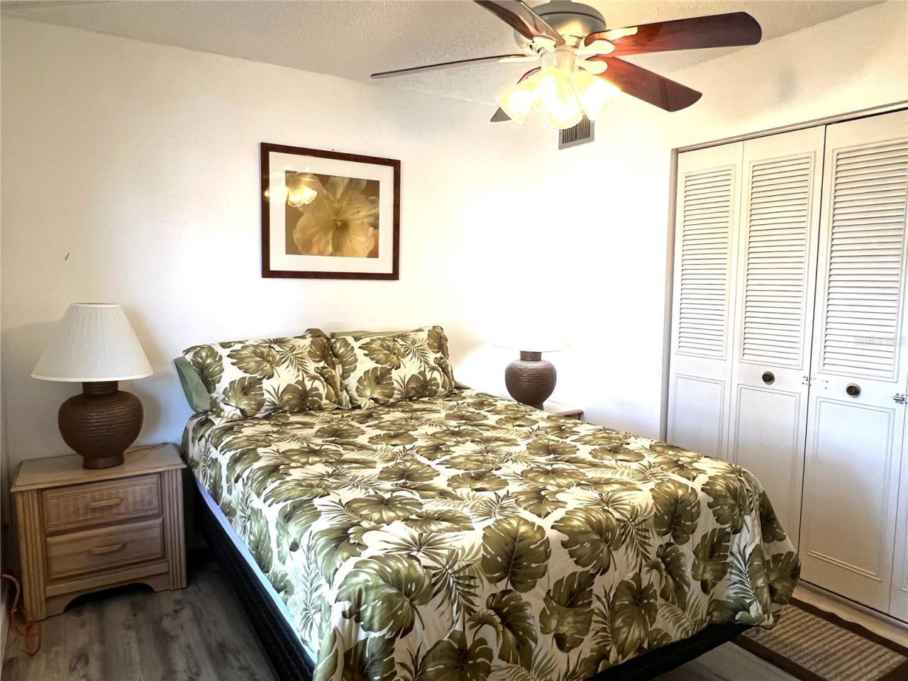 2655 Pine Ridge Way N, Unit B1, Palm Harbor, FL 34684 Photo