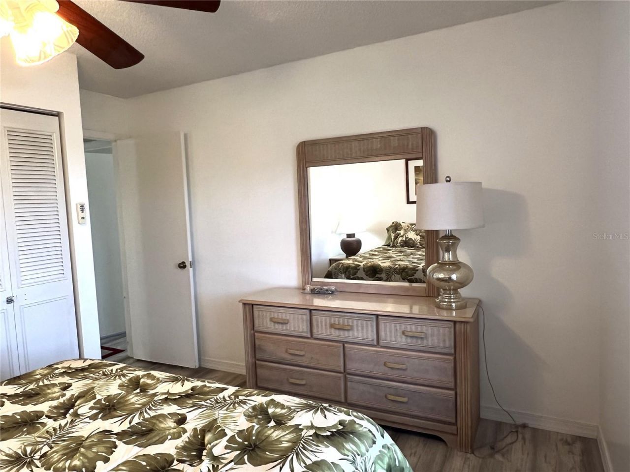 2655 Pine Ridge Way N, Unit B1, Palm Harbor, FL 34684 Photo