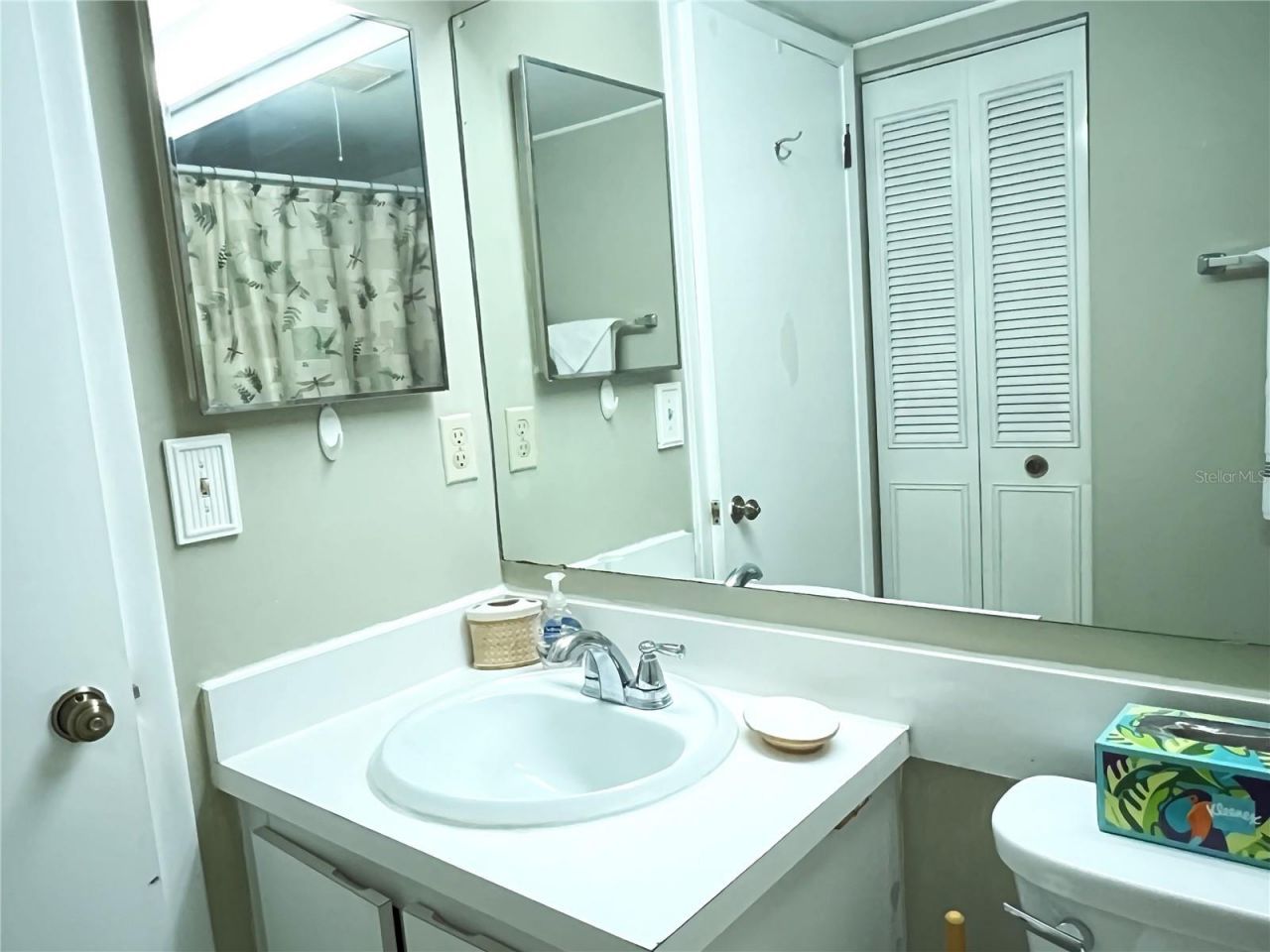 2655 Pine Ridge Way N, Unit B1, Palm Harbor, FL 34684 Photo