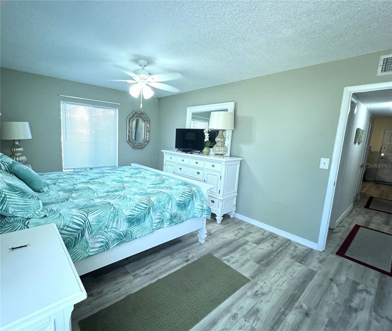 2655 Pine Ridge Way N, Unit B1, Palm Harbor, FL 34684 Photo