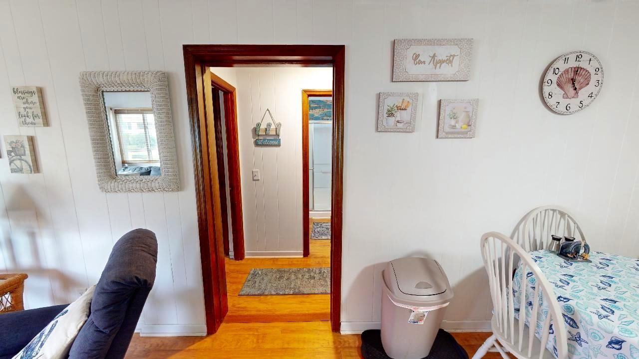 9660 Shore Dr.  Photo 9
