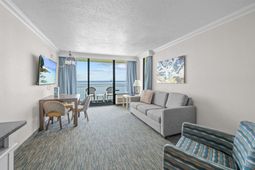 1105 S Ocean Blvd.  photo 4