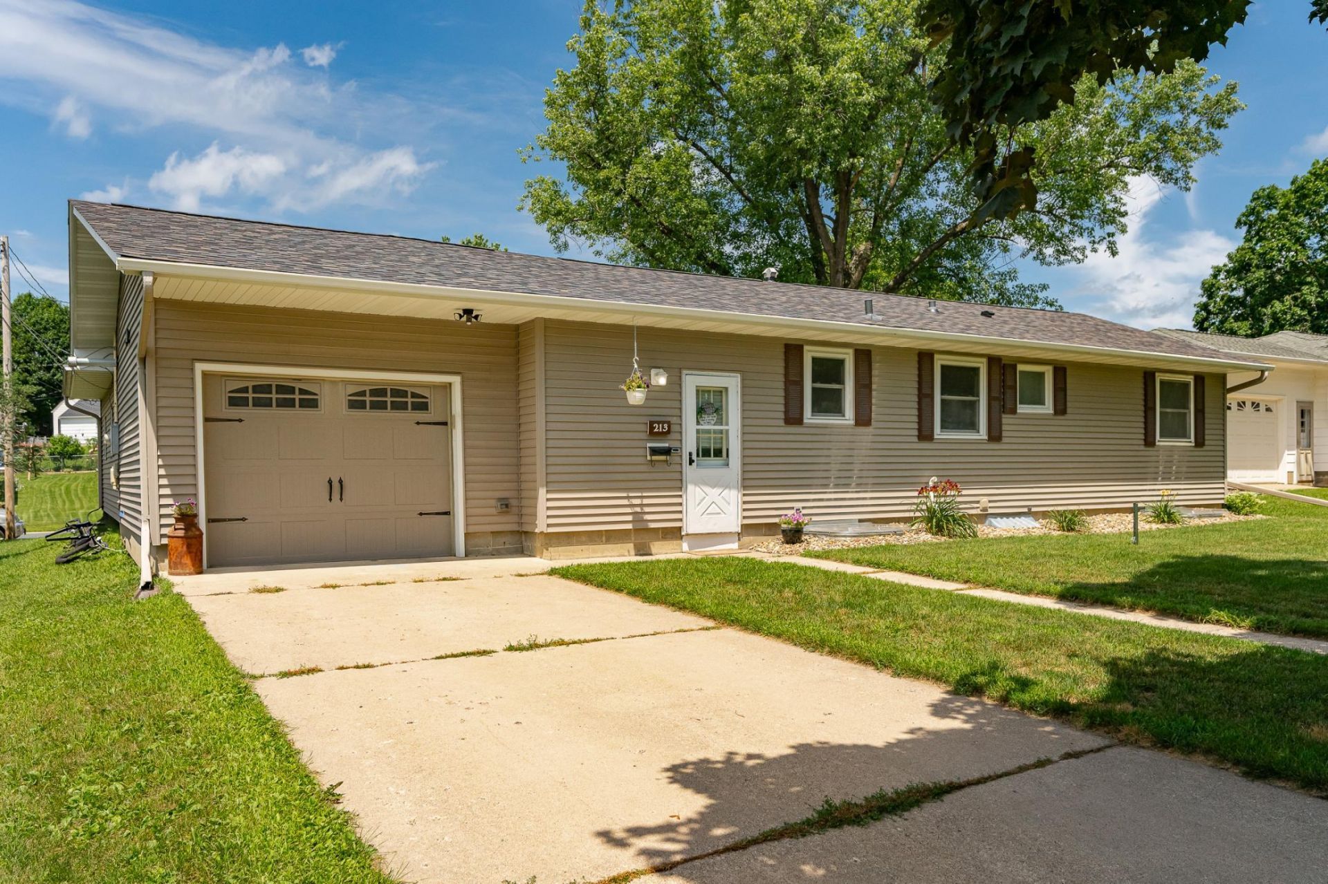 213 Division Street Ne, Chatfield, MN 55923 Main Photo