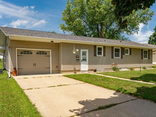 213 Division Street NE, Chatfield, MN 55923