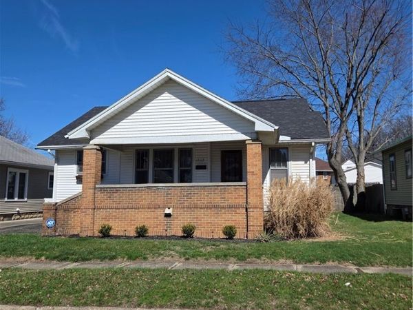 1512 Adams Street , Coshocton, OH 43812