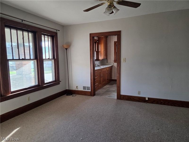 1512 Adams Street, Coshocton, OH 43812 Photo 4