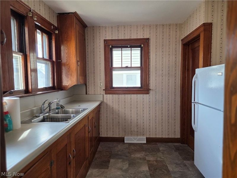 1512 Adams Street, Coshocton, OH 43812 Photo 5