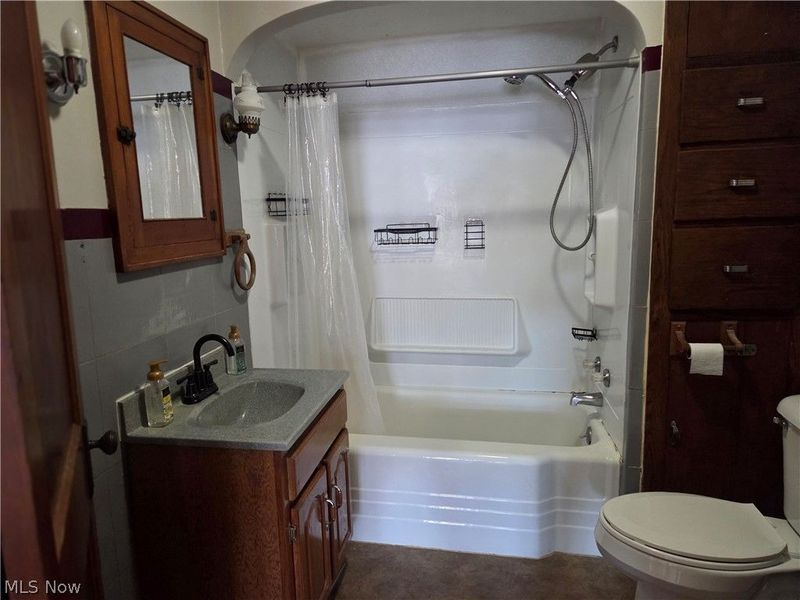 1512 Adams Street, Coshocton, OH 43812 Photo 6