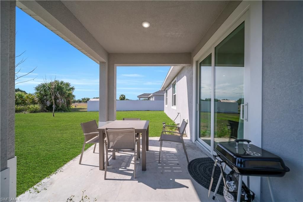 6208 Forest Ct, Labelle, FL 33935 Photo
