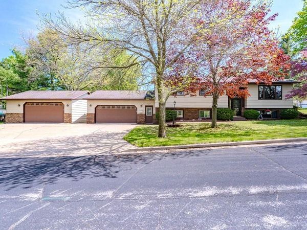 1501 BEECHWOOD DRIVE, Wausau, WI 54401