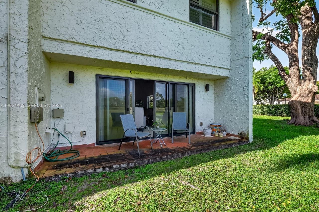 8887 SW 62nd Ter , Unit 10-A, Miami, FL 33173 Photo
