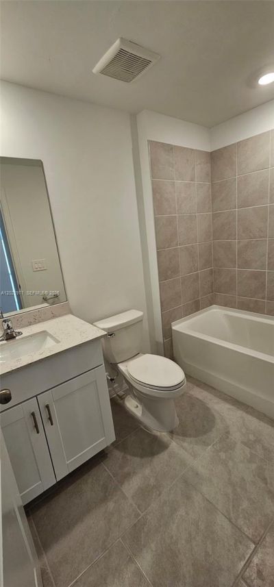 20190 Caroline Creek , Unit 250, Lehigh Acres, FL 33974 Photo