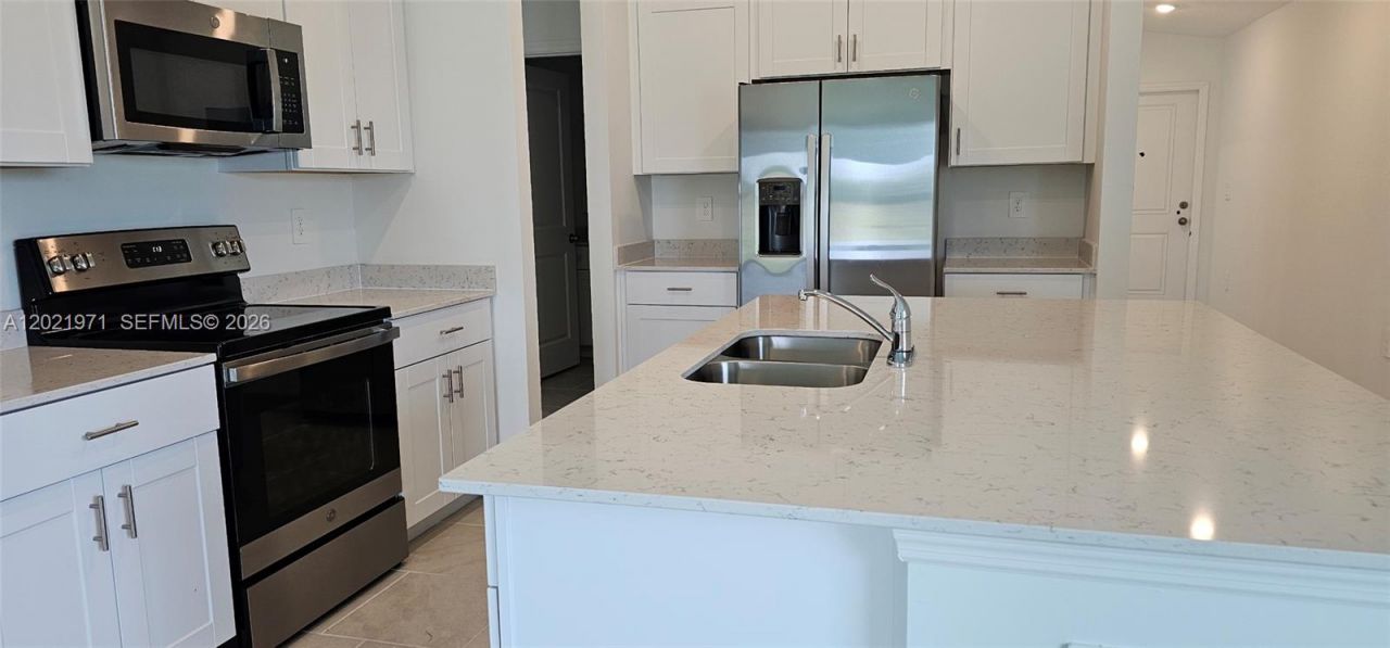 20190 Caroline Creek , Unit 250, Lehigh Acres, FL 33974 Photo