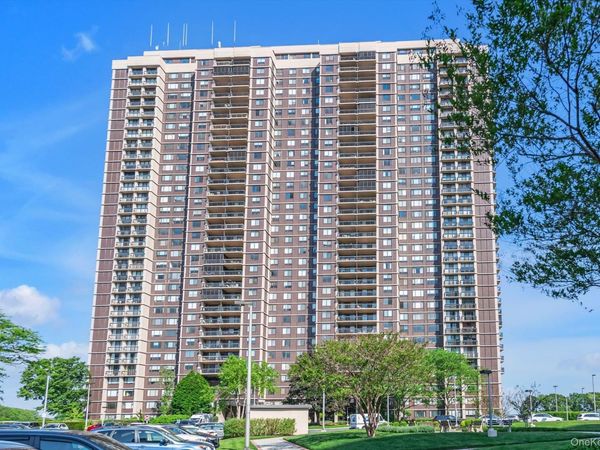 271-10 Grand Central Parkway , Unit 29V, Floral Park, NY 11005