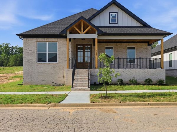 225 B Street , Bryant, AR 72022