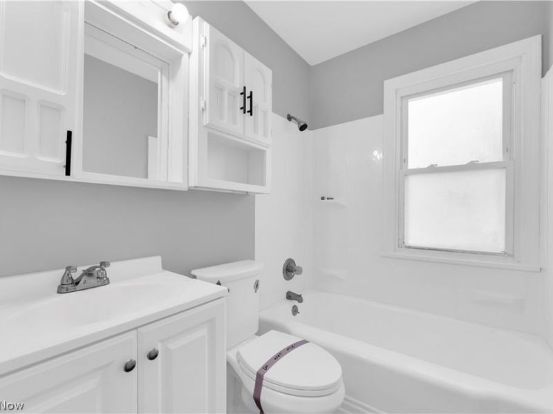 22501 Arms Avenue , Euclid, OH 44123 Photo 15