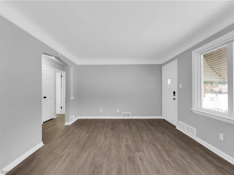 22501 Arms Avenue , Euclid, OH 44123 Photo 4