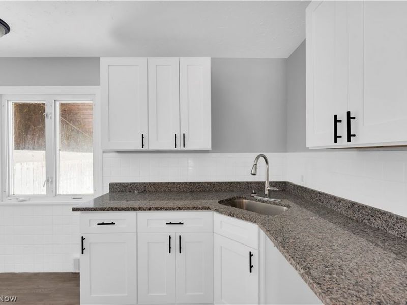 22501 Arms Avenue , Euclid, OH 44123 Photo 8