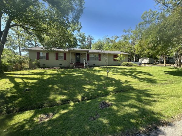 2004 E 6th St., Corinth, MS 38834