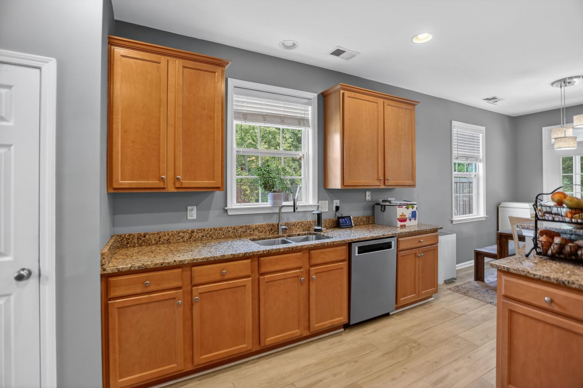 502 Fellers Court Photo 10