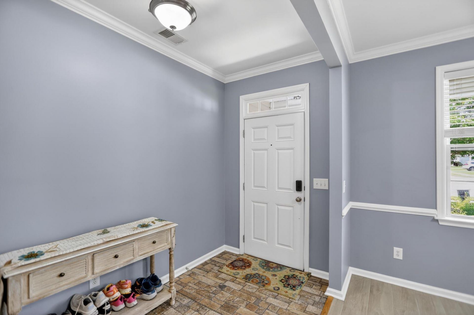 502 Fellers Court Photo 4