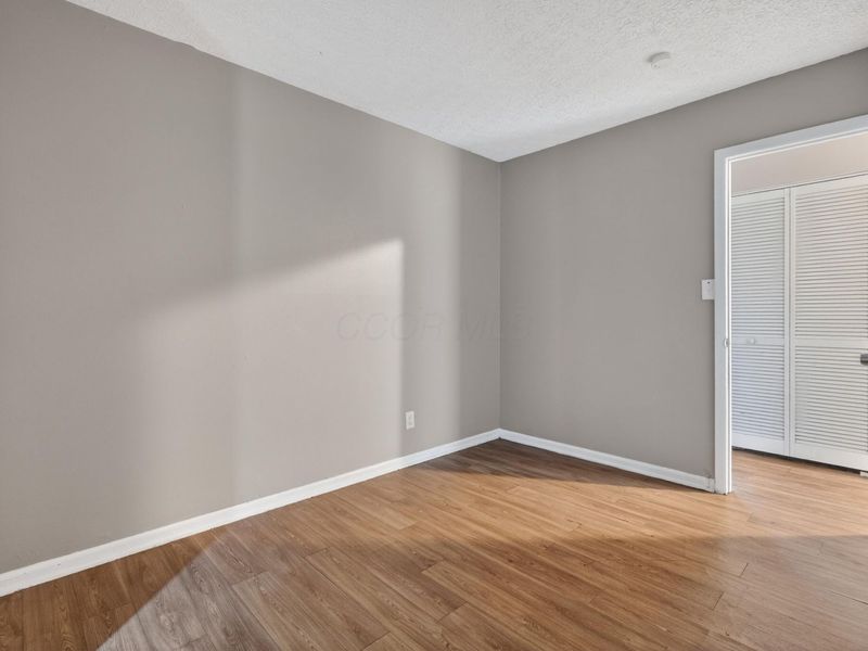 1274 Midway Avenue , Columbus, OH 43207 Photo 11