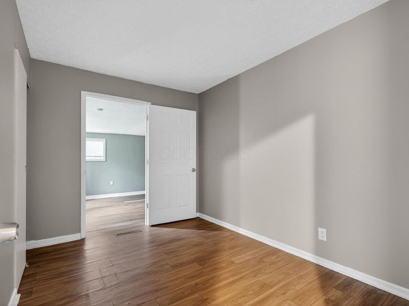 1274 Midway Avenue , Columbus, OH 43207 Photo 15