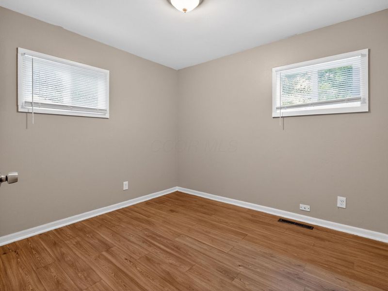 1274 Midway Avenue , Columbus, OH 43207 Photo 17
