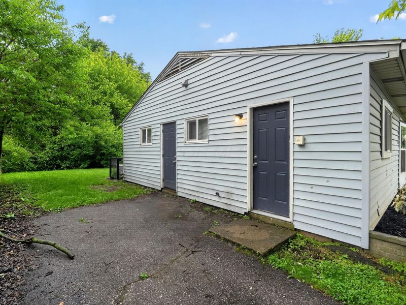 1274 Midway Avenue , Columbus, OH 43207 Photo 5