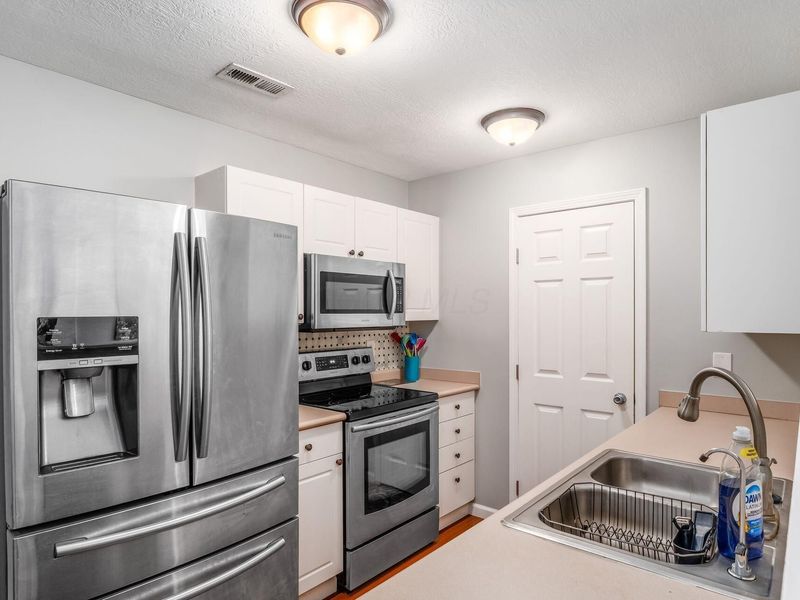 5897 Andrew John Drive, Unit 17, New Albany, OH 43054 Photo 17