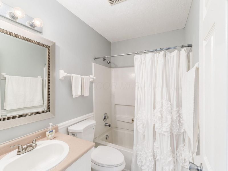 5897 Andrew John Drive, Unit 17, New Albany, OH 43054 Photo 23