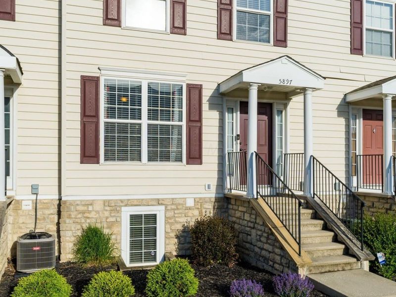5897 Andrew John Drive, Unit 17, New Albany, OH 43054 Photo 3