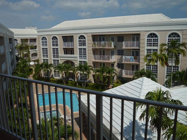1280 S Alhambra Circle, Unit 1414, Coral Gables, FL 33146