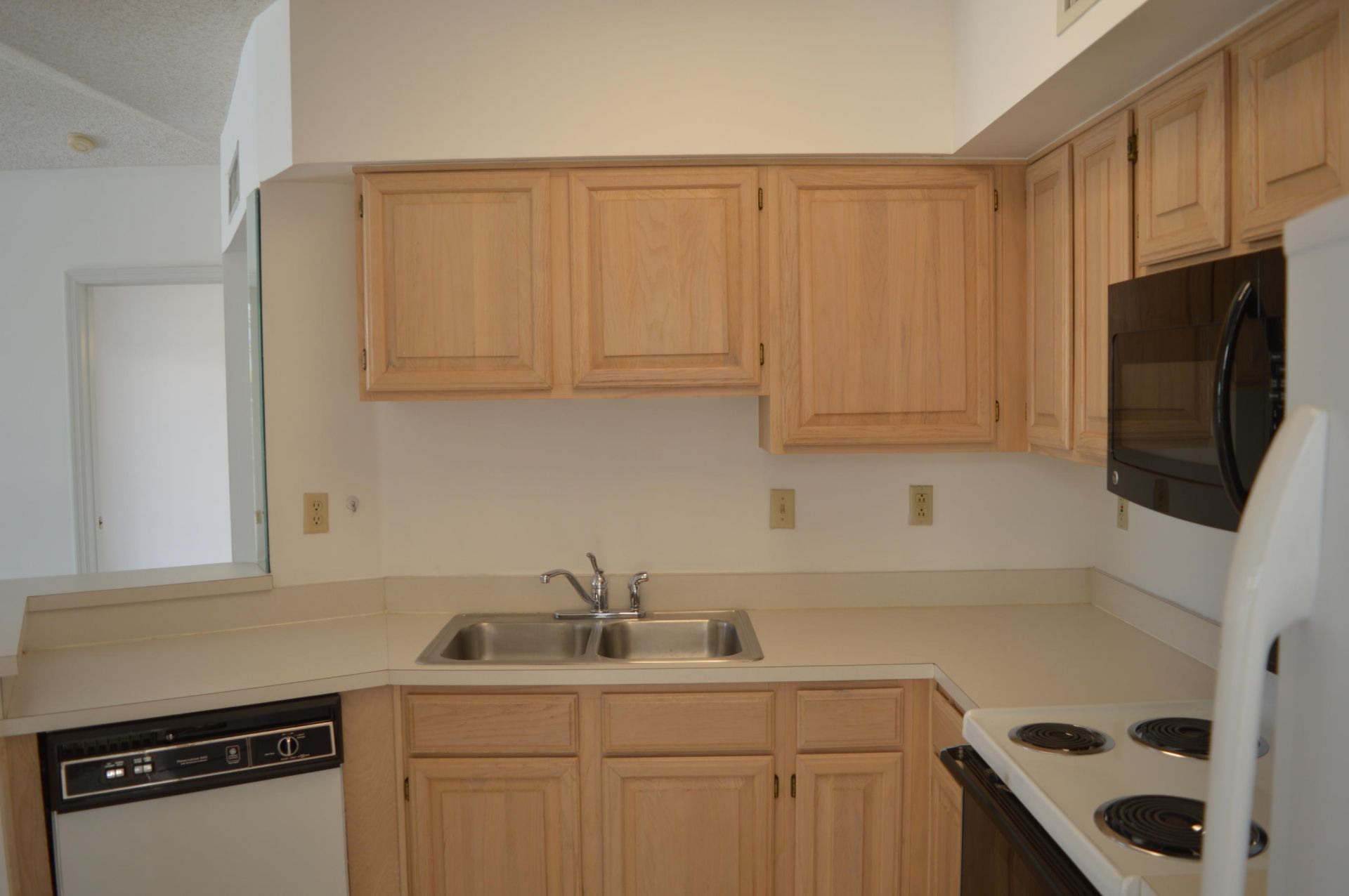 1280 S Alhambra Circle, Unit 1414, Coral Gables, FL 33146 Photo