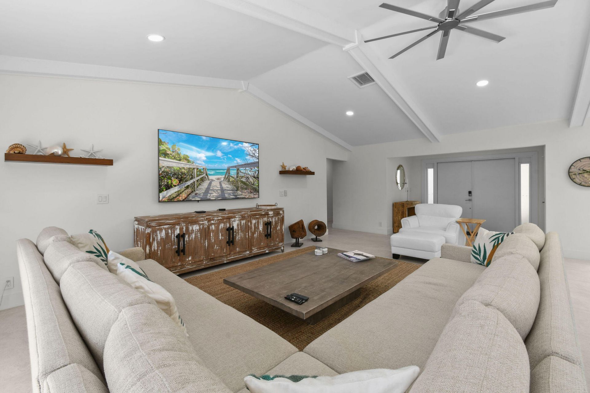114 N Beach Road, Jupiter Island, FL 33455 Photo