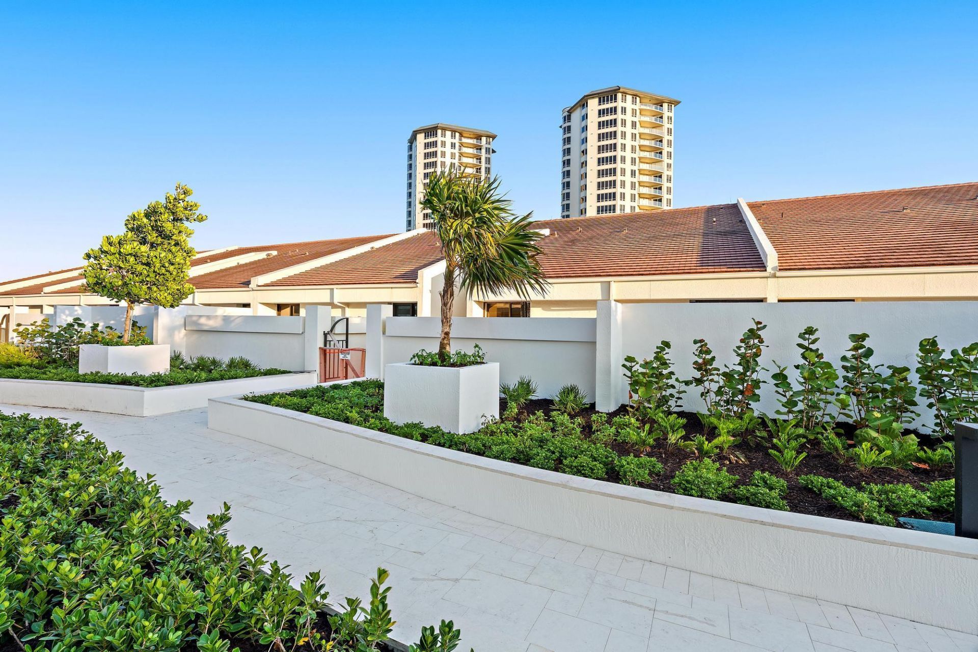 3970 N Ocean Drive, Unit 6, Singer Island, FL 33404 Photo