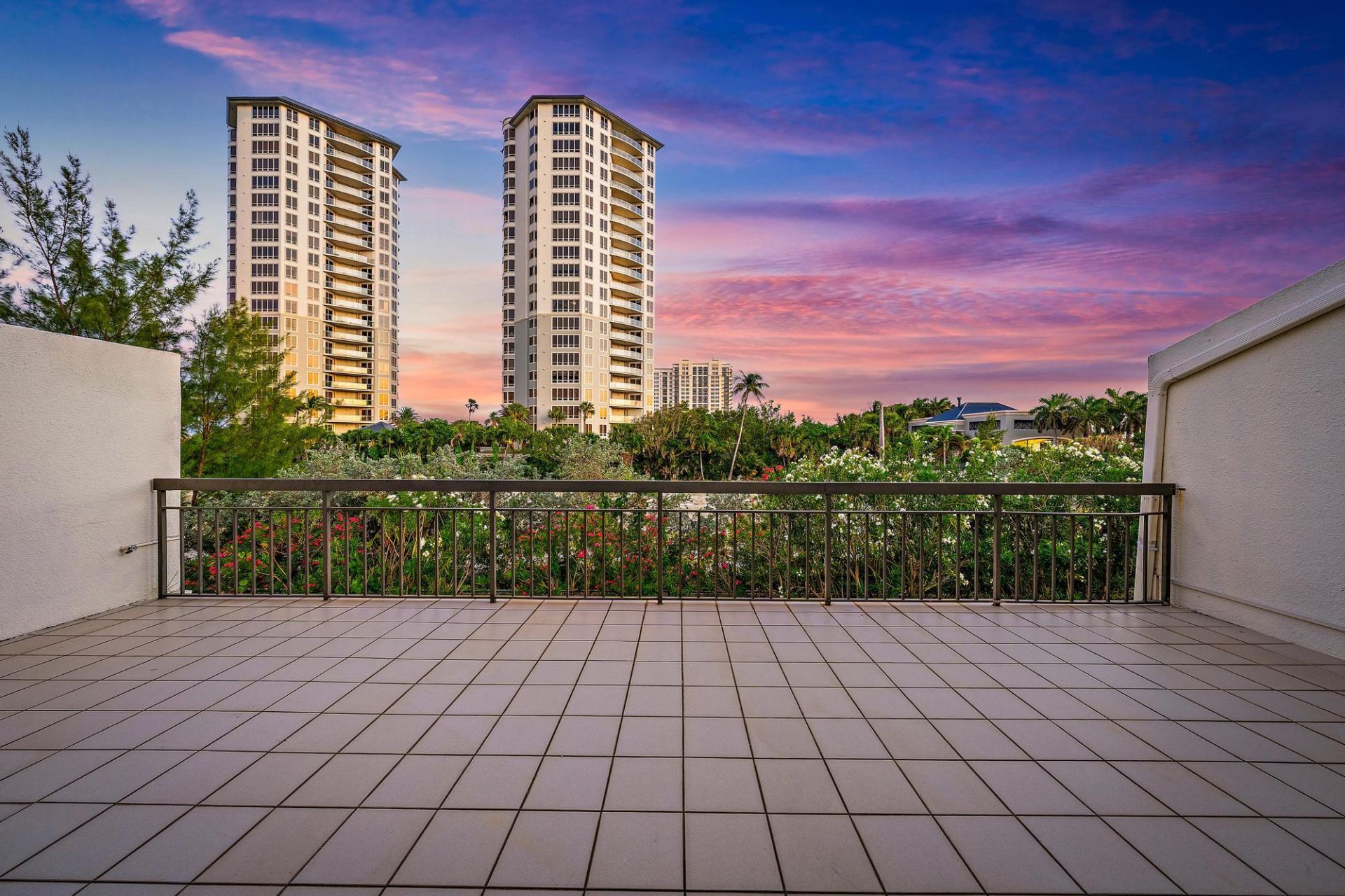 3970 N Ocean Drive, Unit 6, Singer Island, FL 33404 Photo