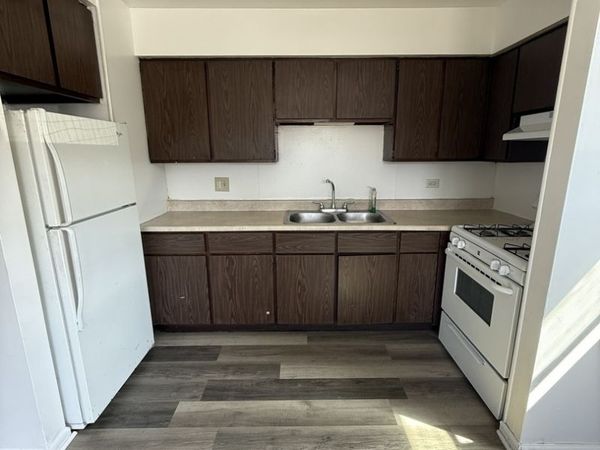 1627 Woodbine Drive , Unit 2, Round Lake Beach, IL 60073