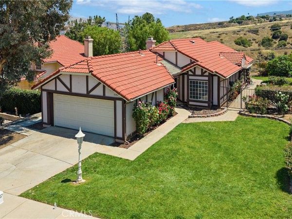 9195 Stone Canyon Road, Corona, CA 92883