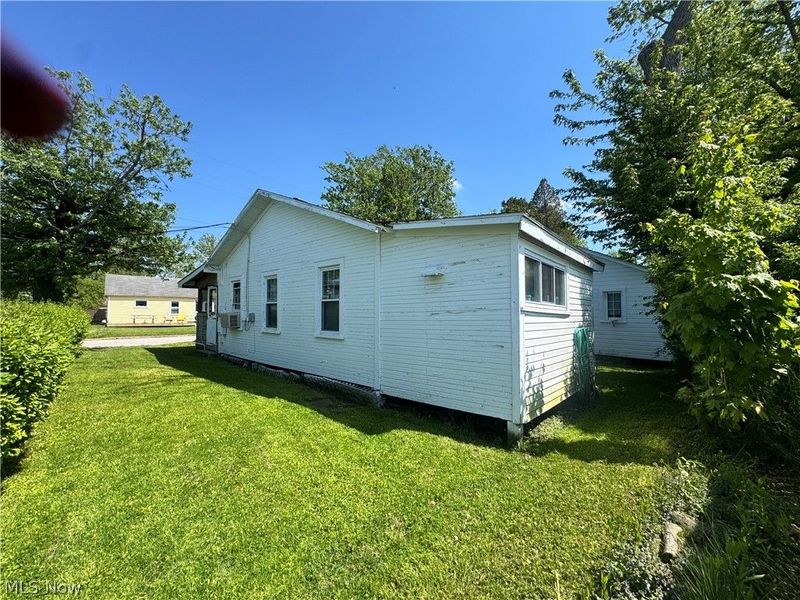 4975 Presidential Drive , Geneva on the Lake, OH 44041 Photo 9